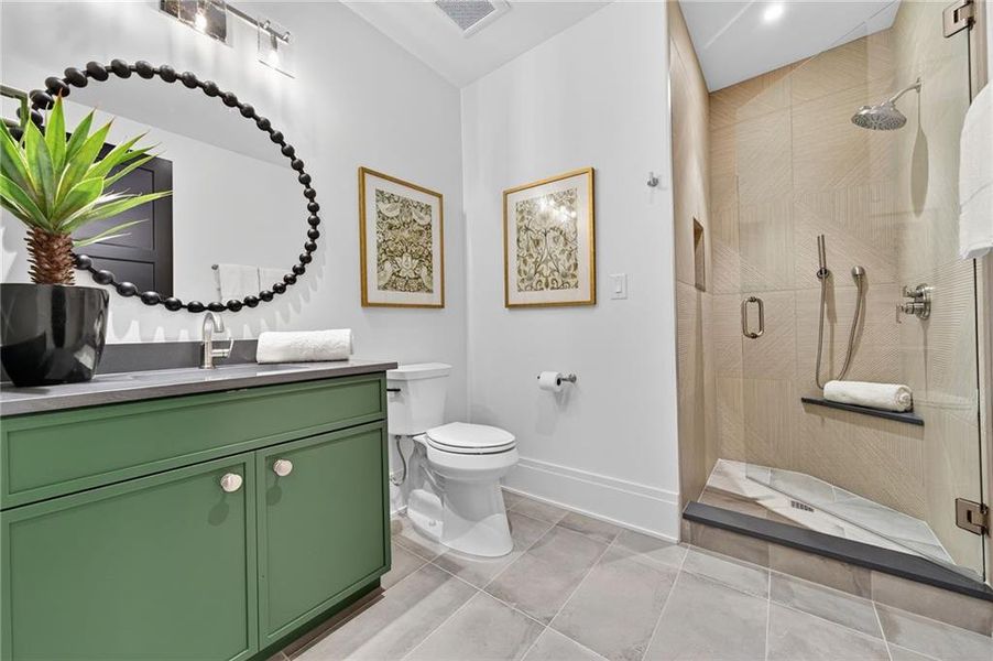 Furnished interior view inside a new home in , Atlanta (Image 54).