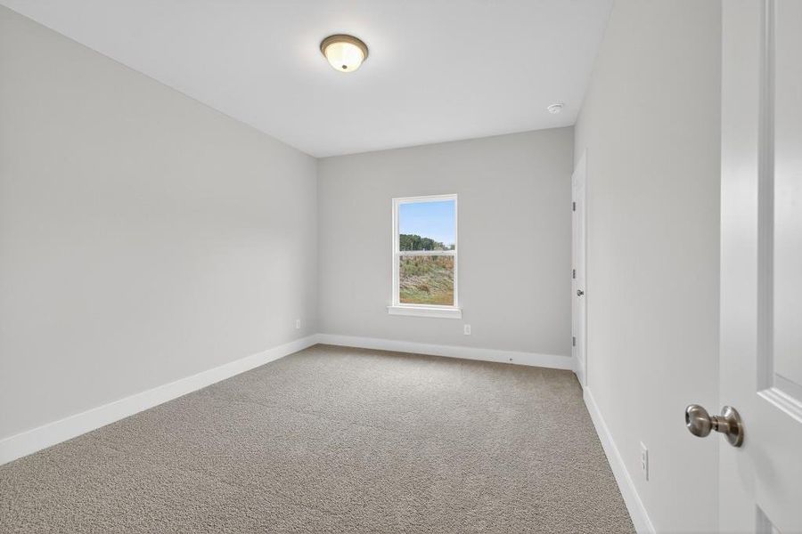 Spacious, unfurnished interior of a new home in Red Bird Manor, Jefferson (Image 33).