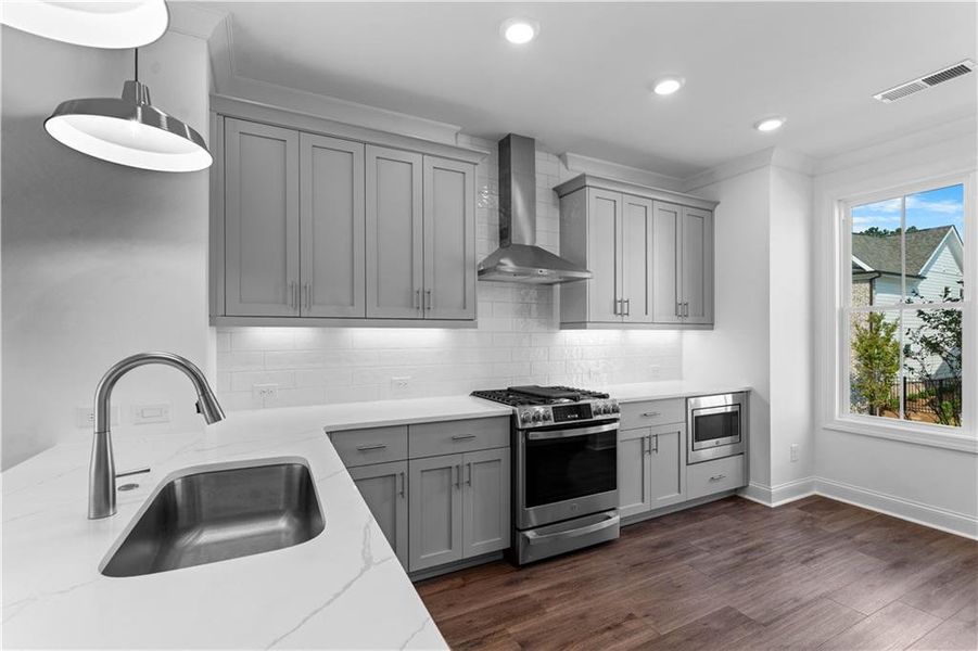 Furnished interior view inside a new home in Evanshire Townhomes, Duluth (Image 5).
