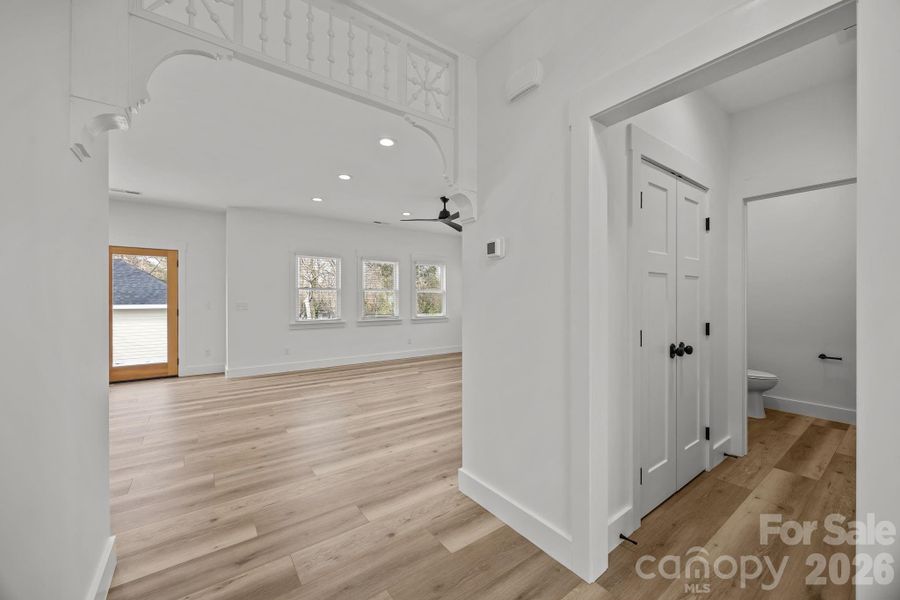 Spacious, unfurnished interior of a new home in , Salisbury (Image 39).