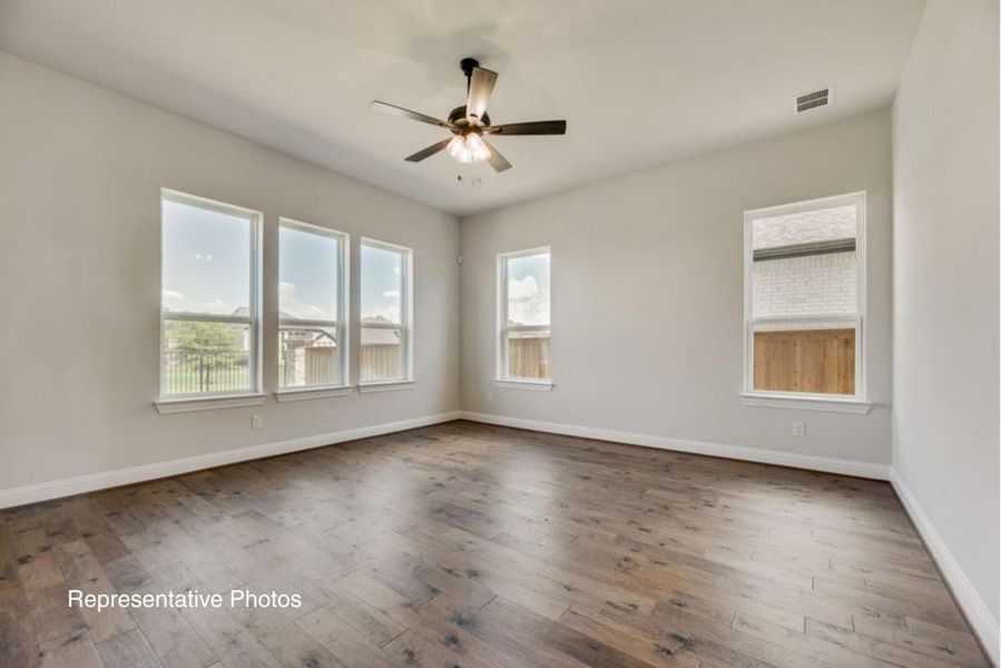 Representative unfurnished interior of a home built from the Grand Lantana by Grand Homes in Cedar Ridge Estates, Grand Prairie (Image 22). Representative unfurnished interior of a home built from the Grand Lantana by Grand Homes in Cedar Ridge Estates, Grand Prairie (Image 22).