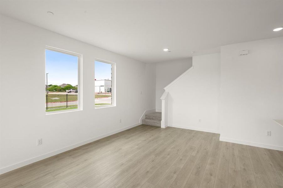 5700 Lakeview- Dining-1 5700 Lakeview- Dining-1
