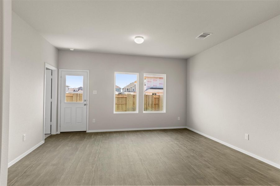 Spacious, unfurnished interior of a new home in Hymeadow, Maxwell (Image 10).