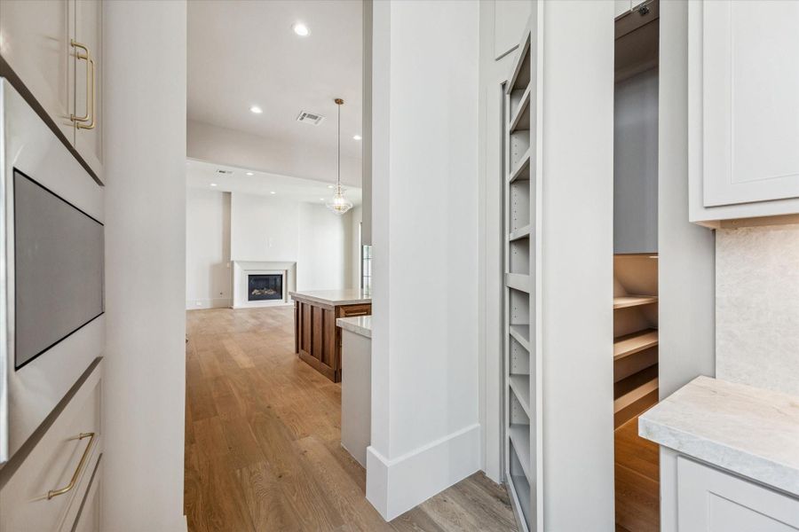 Furnished interior view inside a new home in , Houston (Image 12). Furnished interior view inside a new home in , Houston (Image 12).