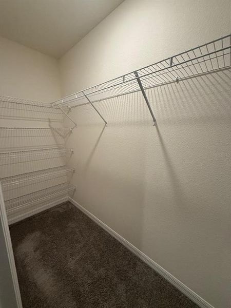 Spacious, unfurnished interior of a new home in , Ocala (Image 31).