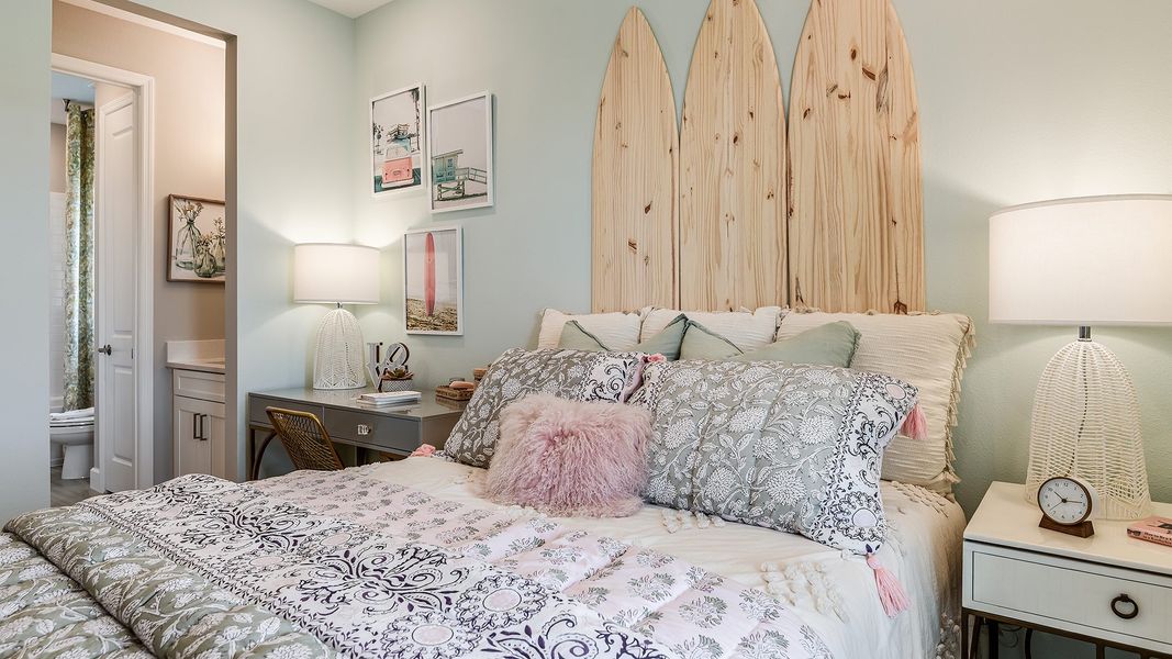 Furnished interior view inside a new home in Ardisia Park, New Smyrna Beach (Image 23).