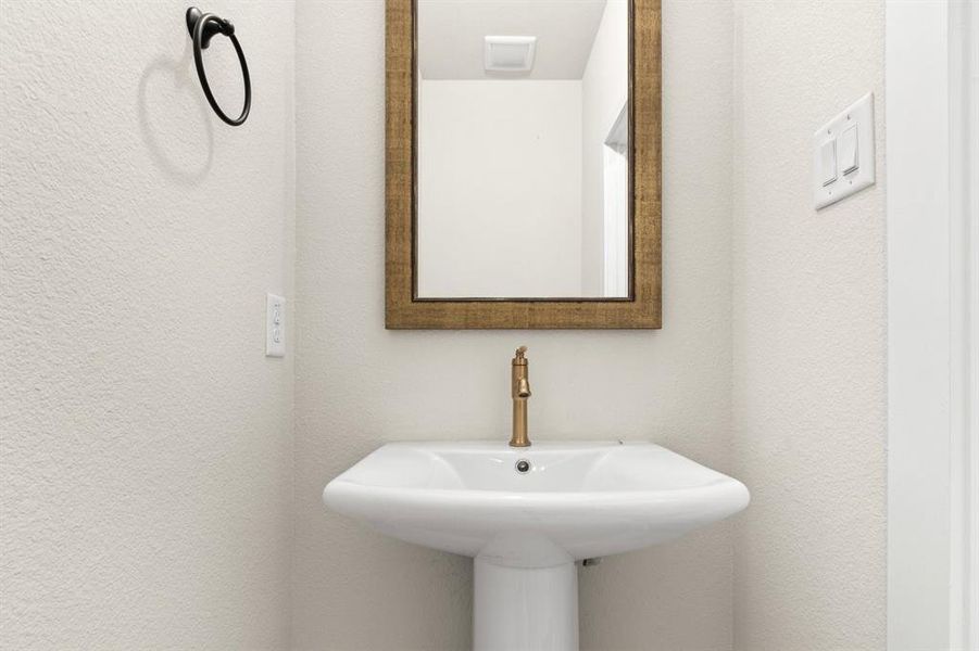 014-729TowerRoad-Wylie-TX-75098-Bathroom2.jpg-SMALL 014-729TowerRoad-Wylie-TX-75098-Bathroom2.jpg-SMALL