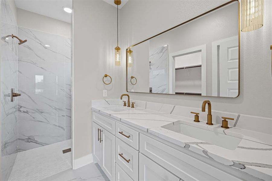 Furnished interior view inside a new home in , Granbury (Image 7).