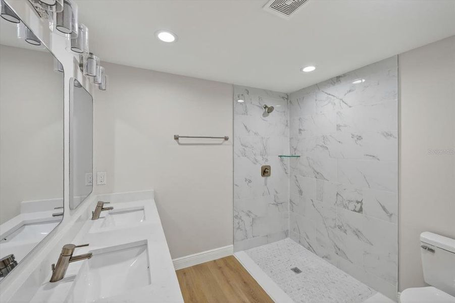 Furnished interior view inside a new home in , Port Charlotte (Image 5).