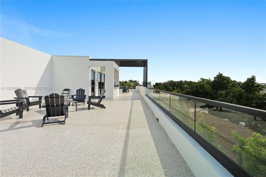 Community amenities in , Fort Lauderdale (Image 27).