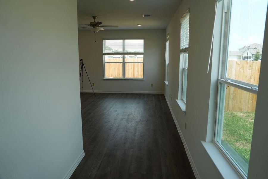 Spacious, unfurnished interior of a new home in , Dayton (Image 13).