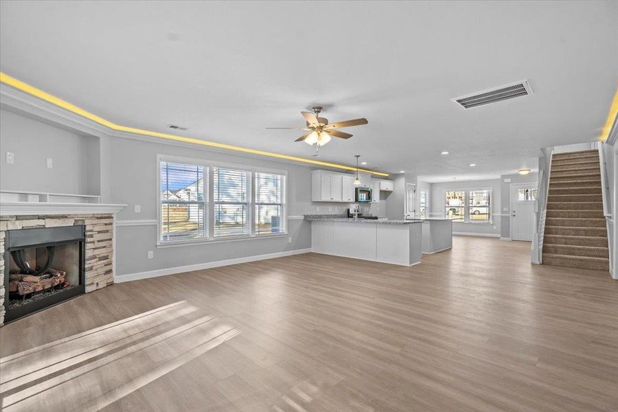 Spacious, unfurnished interior of a new home in Zanes Creek, Inman (Image 17).