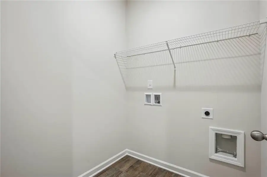 Spacious, unfurnished interior of a new home in Conner Springs, Social Circle (Image 24).