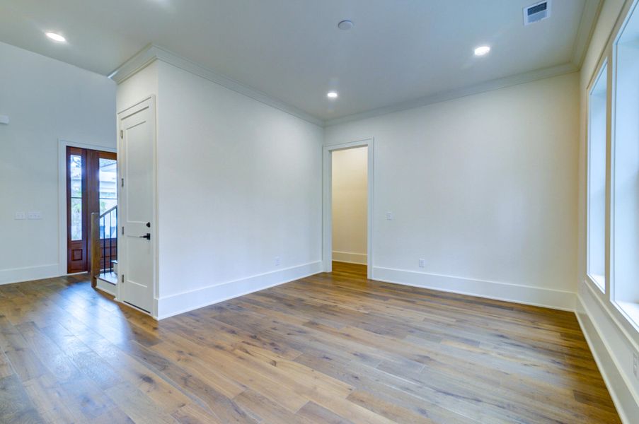 Spacious, unfurnished interior of a new home in , Johns Island (Image 61). Spacious, unfurnished interior of a new home in , Johns Island (Image 61).