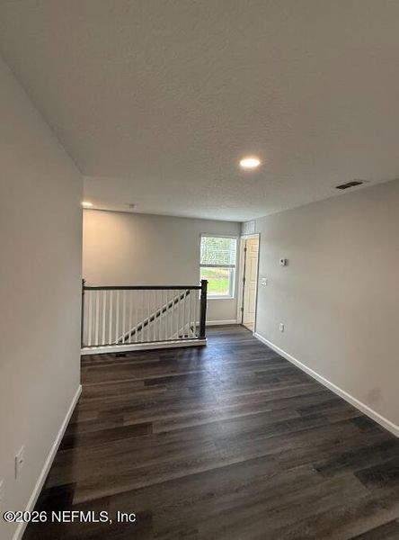 Spacious, unfurnished interior of a new home in , Jacksonville (Image 21).