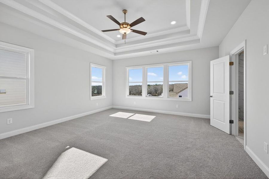 Spacious, unfurnished interior of a new home in Hemingway, Flowery Branch (Image 22).