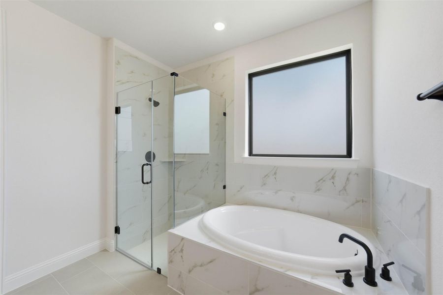 Furnished interior view inside a new home in Sienna 40', Missouri City (Image 12). Furnished interior view inside a new home in Sienna 40', Missouri City (Image 12).