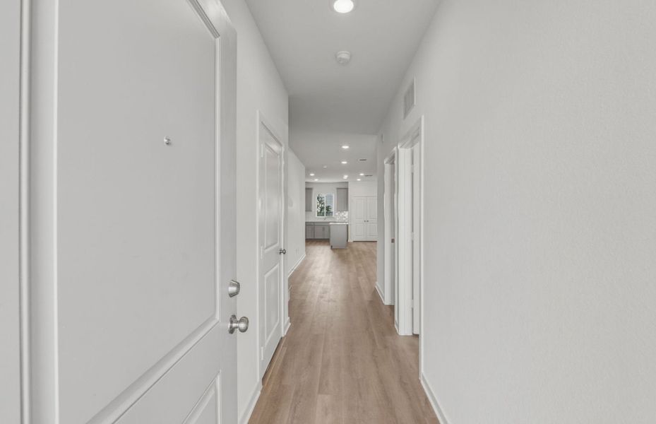 Spacious, unfurnished interior of a new home in Skyview, Belton (Image 26).