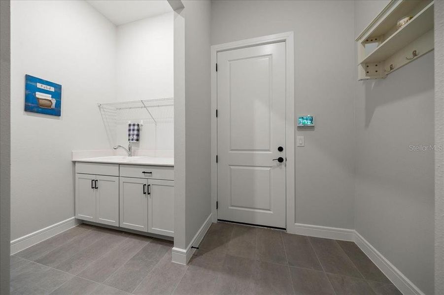 Furnished interior view inside a new home in Del Webb Stone Creek, Ocala (Image 37).