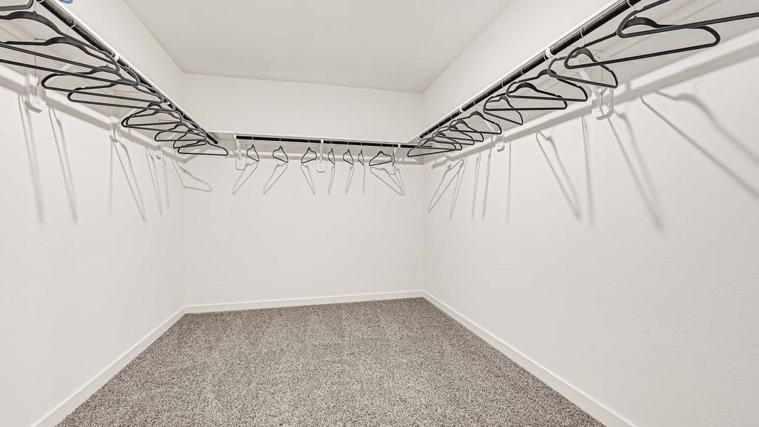 Spacious, unfurnished interior of a new home in Villarosa at Tamarron, Katy (Image 22). Spacious, unfurnished interior of a new home in Villarosa at Tamarron, Katy (Image 22).