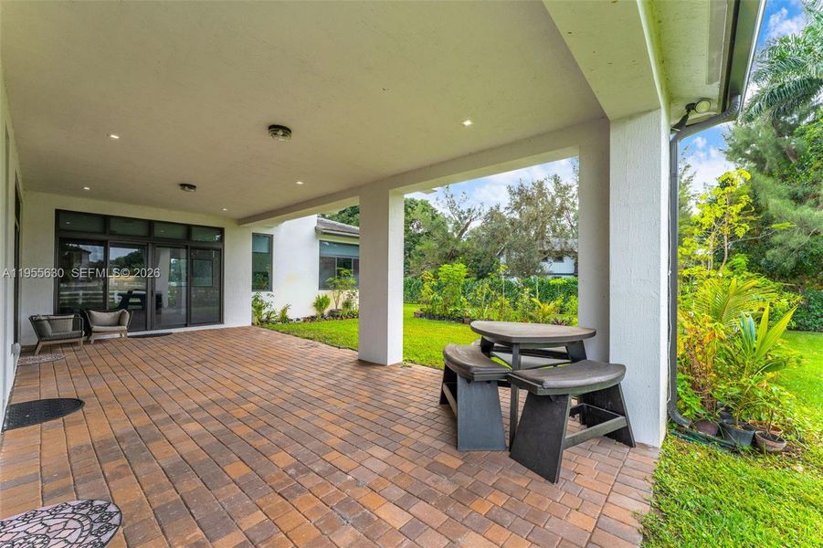 Exterior details and patio area of a home in , Southwest Ranches (Image 31).