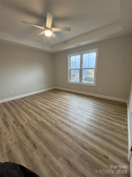 Spacious, unfurnished interior of a new home in , Hickory (Image 38). Spacious, unfurnished interior of a new home in , Hickory (Image 38).
