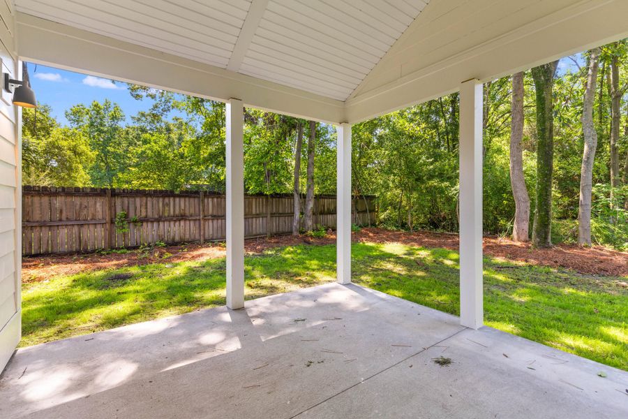 Exterior details and patio area of a home in , North Charleston (Image 4).