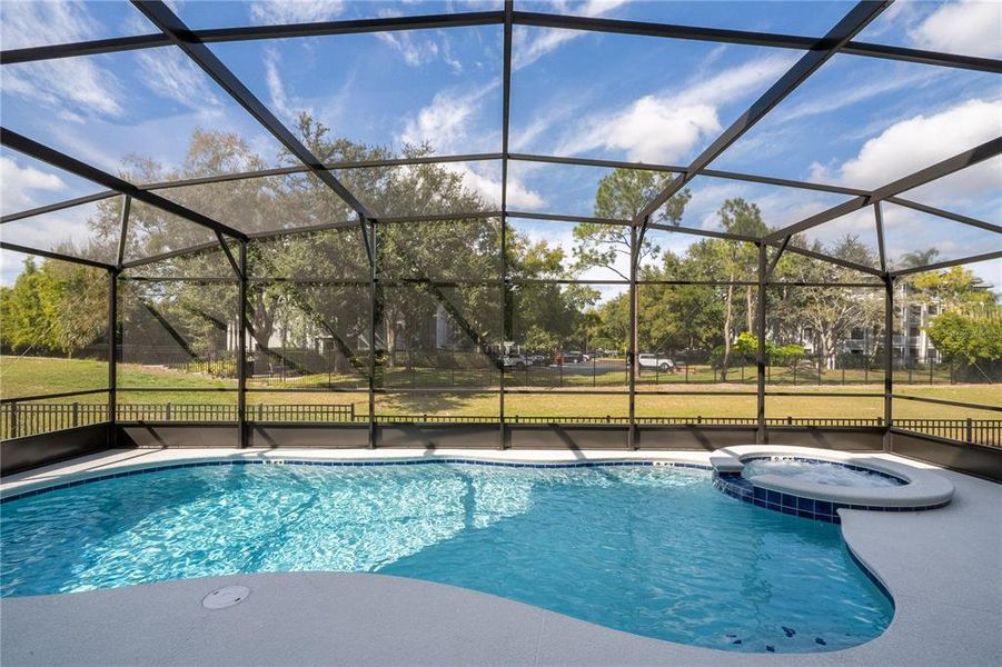 Exterior details and patio area of a home in , Orlando (Image 3).