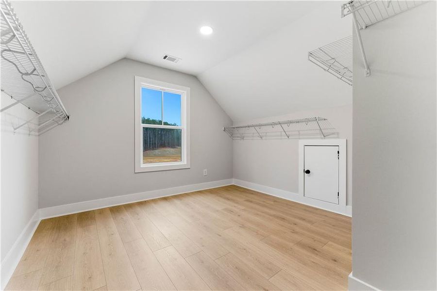 Spacious, unfurnished interior of a new home in Sterlington, Canton (Image 28).