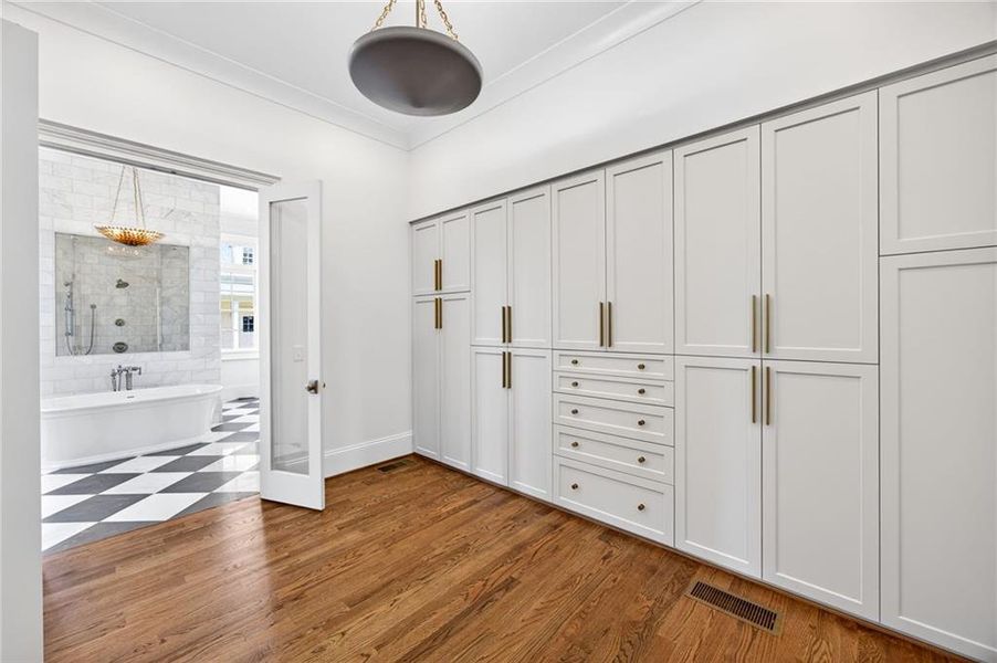 Spacious, unfurnished interior of a new home in , Smyrna (Image 50).