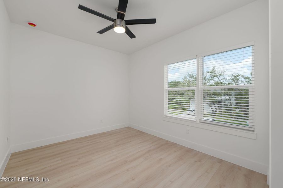 Spacious, unfurnished interior of a new home in , St. Augustine (Image 25).