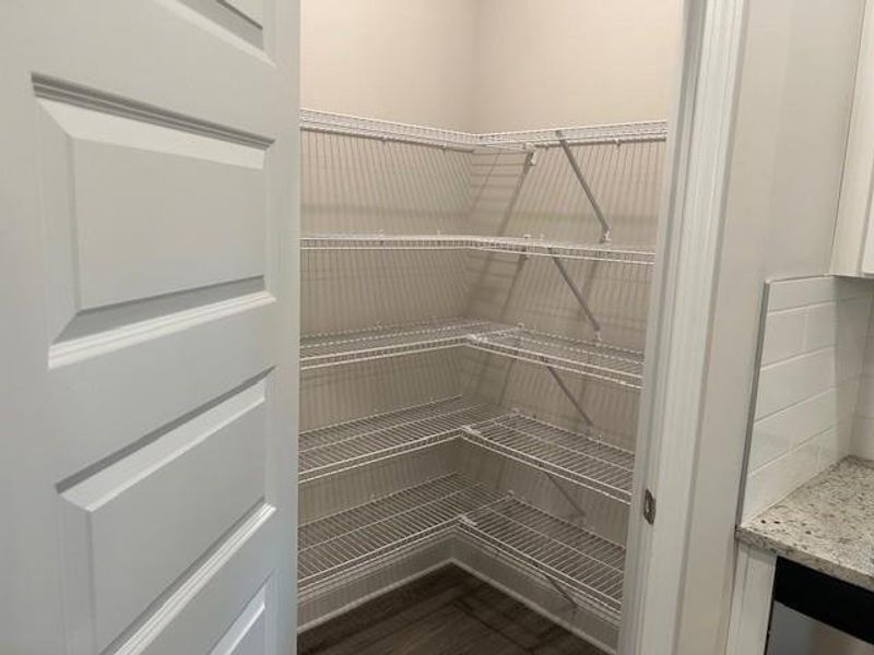 Spacious, unfurnished interior of a new home in Habersham Meadows, Demorest (Image 13).