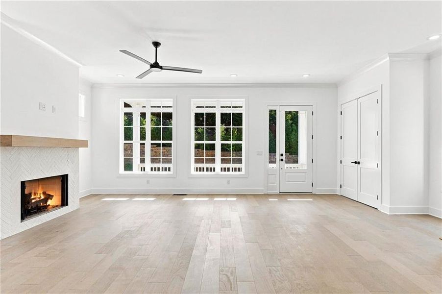 Spacious, unfurnished interior of a new home in Parkside Roswell, Roswell (Image 38).