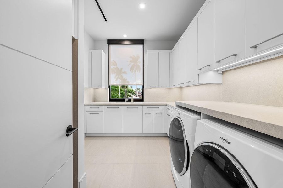 481_Thatch_Palm_Drive_91