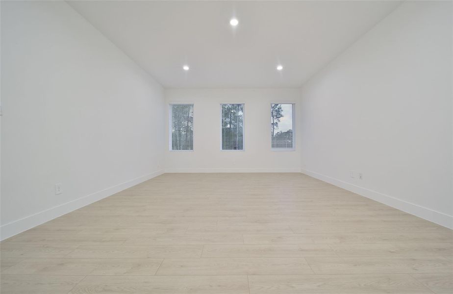 Spacious, unfurnished interior of a new home in Butlers Bend Estates, Pinehurst (Image 35).