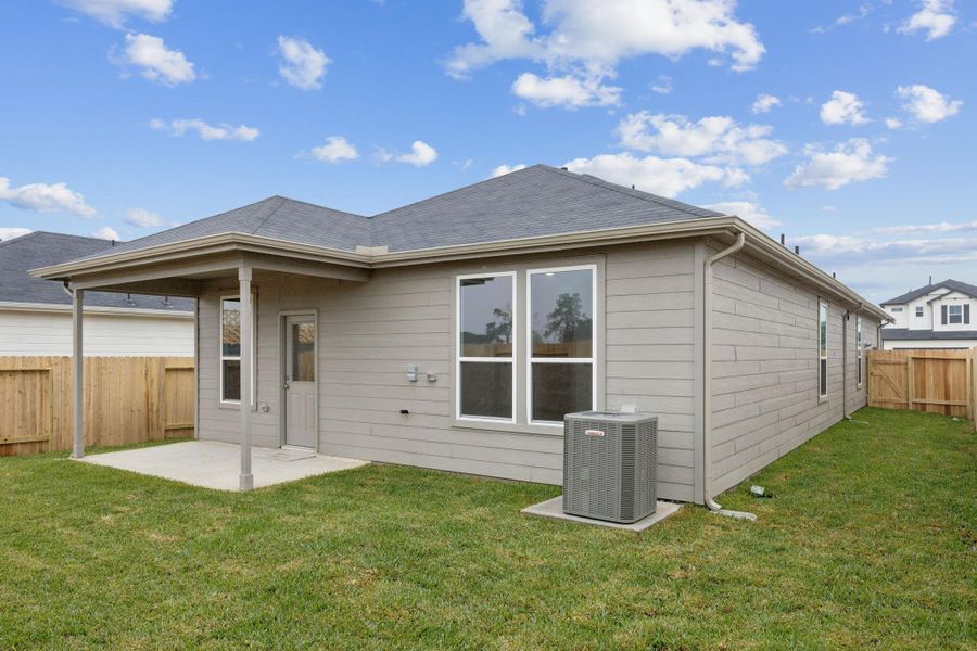Exterior details and patio area of a home in Montgomery Bend, Montgomery (Image 2). Exterior details and patio area of a home in Montgomery Bend, Montgomery (Image 2).