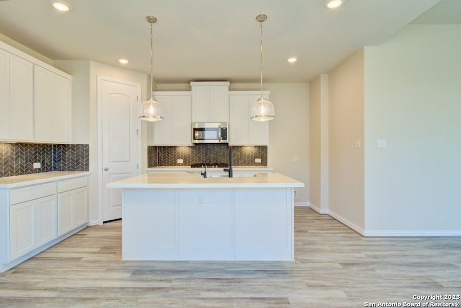 Furnished interior view inside a new home in Meyer Ranch - Enclave, New Braunfels (Image 5).
