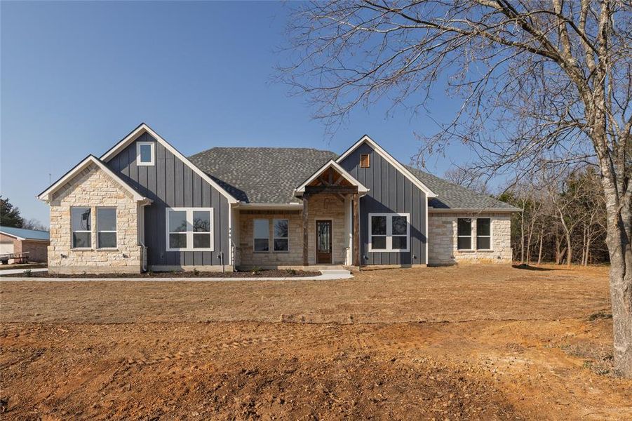 Image 36 of a home in .