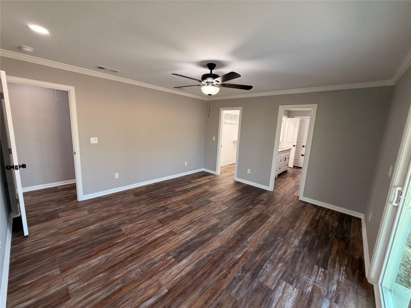 Spacious, unfurnished interior of a new home in , Frankston (Image 28).