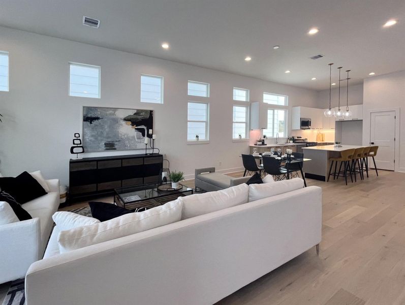 Furnished interior view inside a new home in Yale Terrace, Houston (Image 28). Furnished interior view inside a new home in Yale Terrace, Houston (Image 28).