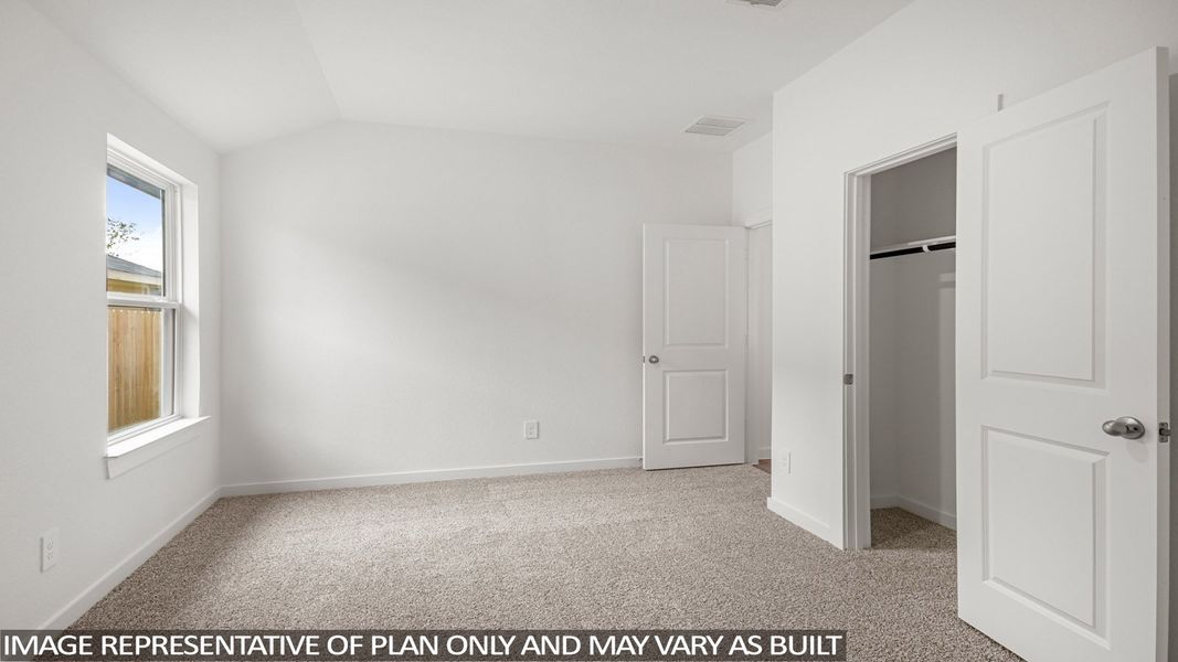 Spacious, unfurnished interior of a new home in Silverthorne, Conroe (Image 21). Spacious, unfurnished interior of a new home in Silverthorne, Conroe (Image 21).