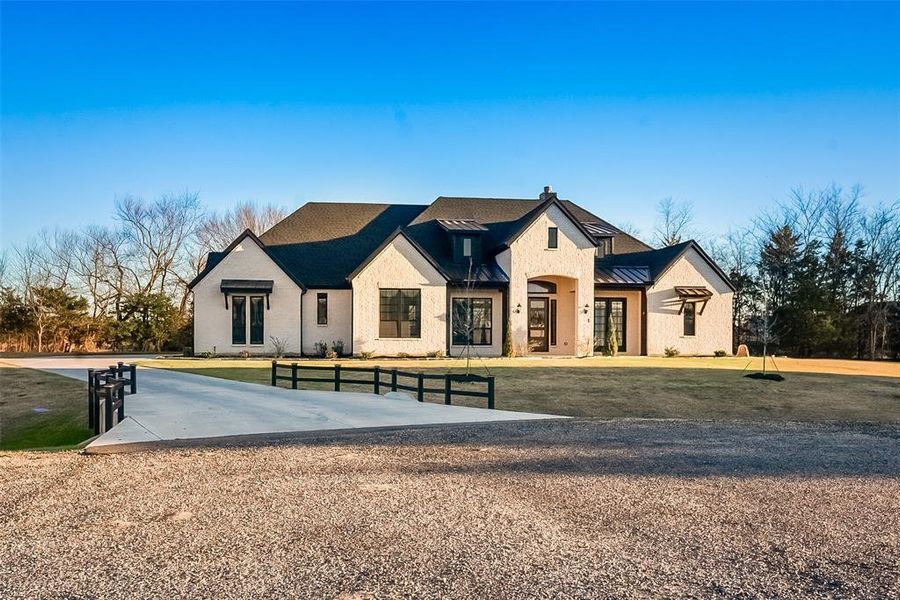 Front exterior of a new home in , Van Alstyne, TX, highlighting curb appeal (Image 25).