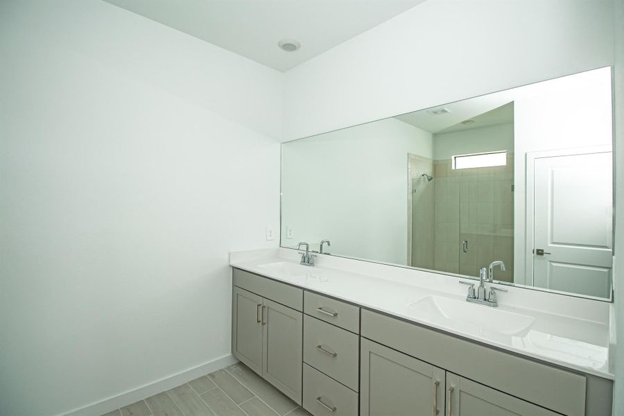 Furnished interior view inside a new home in , Stuart (Image 7).