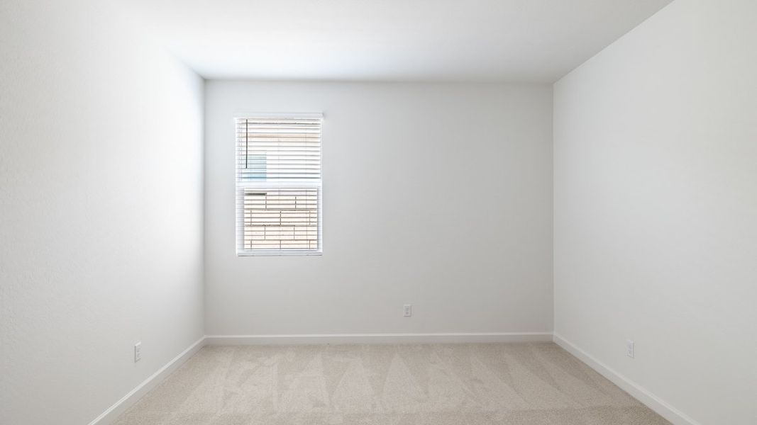 Spacious, unfurnished interior of a new home in Zanjero Pass, Waddell (Image 25).