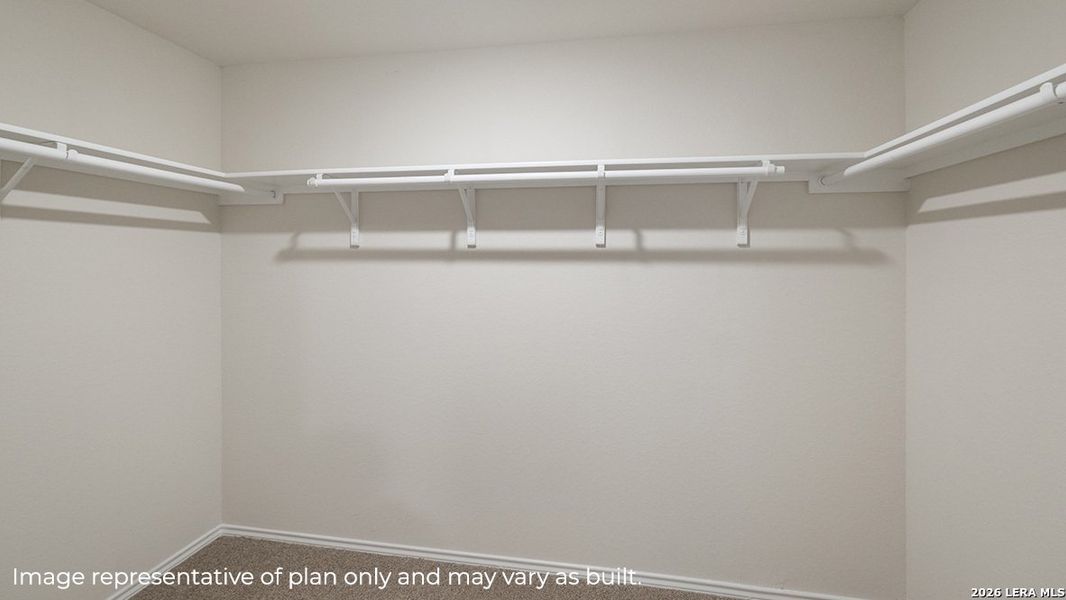 Spacious, unfurnished interior of a new home in Seneca Trails, San Antonio (Image 13).