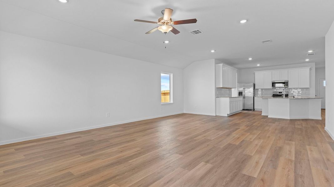 Spacious, unfurnished interior of a new home in Westland Ranch 50' Homesites, League City (Image 10). Spacious, unfurnished interior of a new home in Westland Ranch 50' Homesites, League City (Image 10).