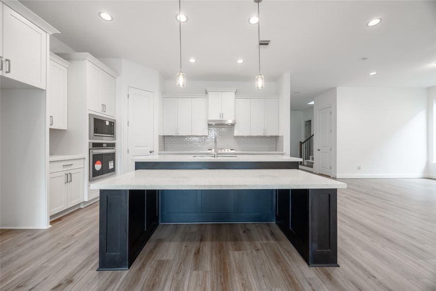 Image 13 of a home in Sunterra. Image 13 of a home in Sunterra.