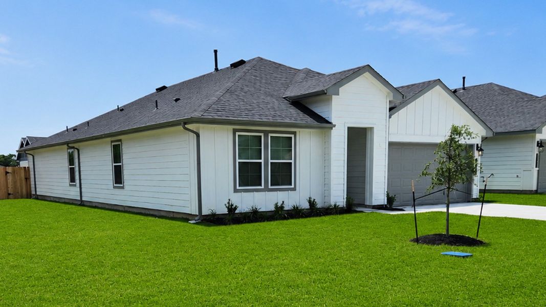 Exterior details and patio area of a home in China Grove, China (Image 3). Exterior details and patio area of a home in China Grove, China (Image 3).