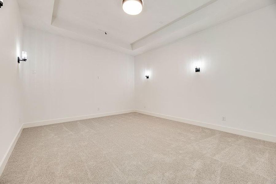 Spacious, unfurnished interior of a new home in King's Crossing - Phase 3, Parker (Image 33).