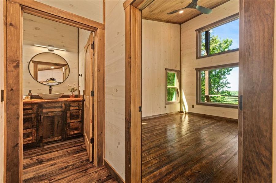 Image 62 of a home in .